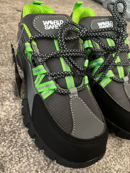 Boy Safety Sneakers Size 5.5’Black Gray Neon Green Lace Up Rugged Athletic Shoes - Picture 4 of 11